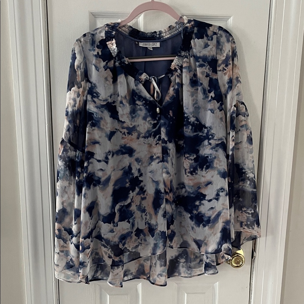 Jennifer Lopez Navy and Cream Abstract Blouse